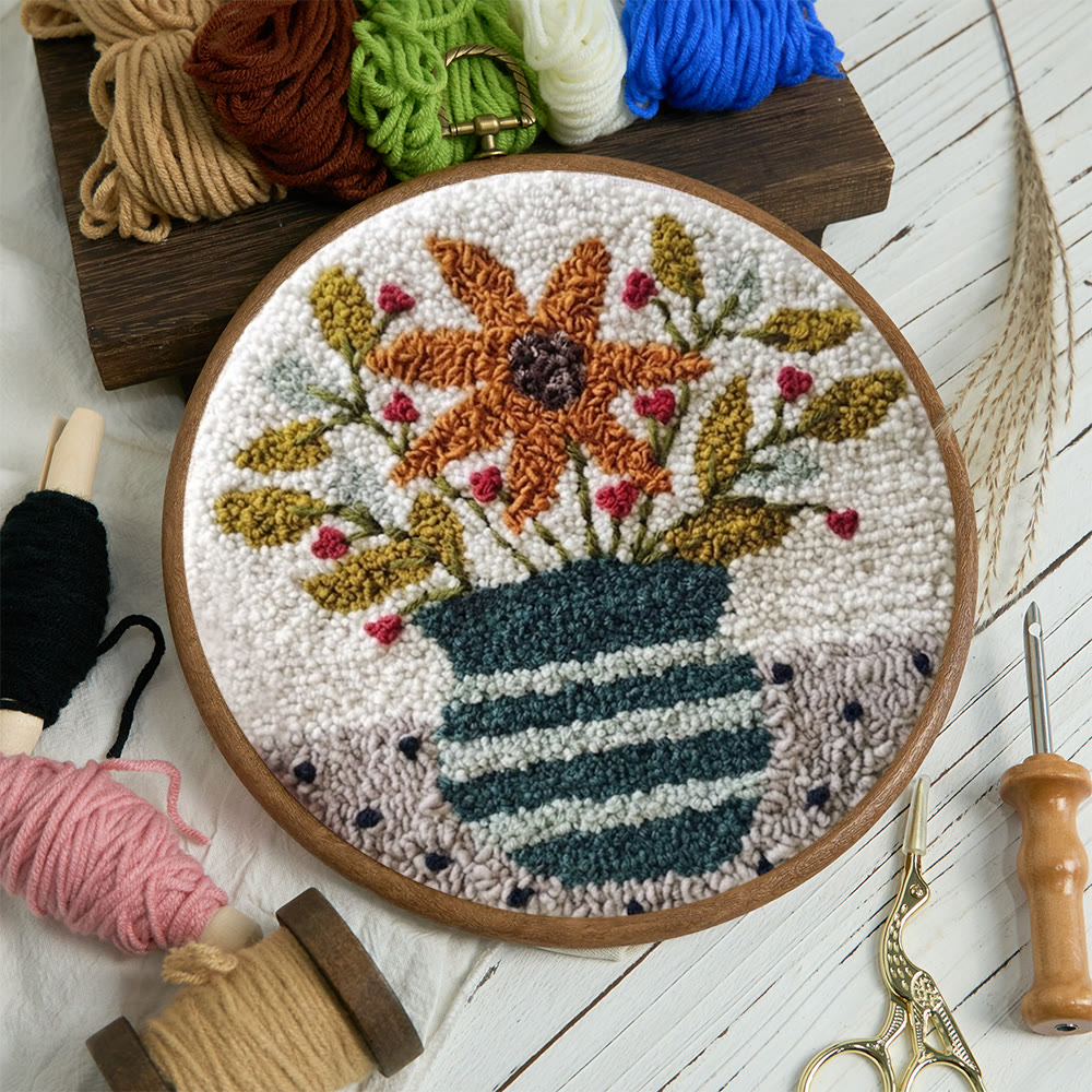 Wunderschöner Blumenstrauß in Vase – Punch-Needle-Set – Exquisite Wanddekoration | Ideal für handgemachte Geschenke - image 9