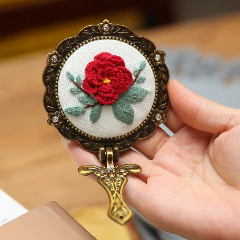 Nadelset Handspiegel | Blumenbestickter Kompaktspiegel | Tolles Geschenk für Ihre Liebsten - M - image 19