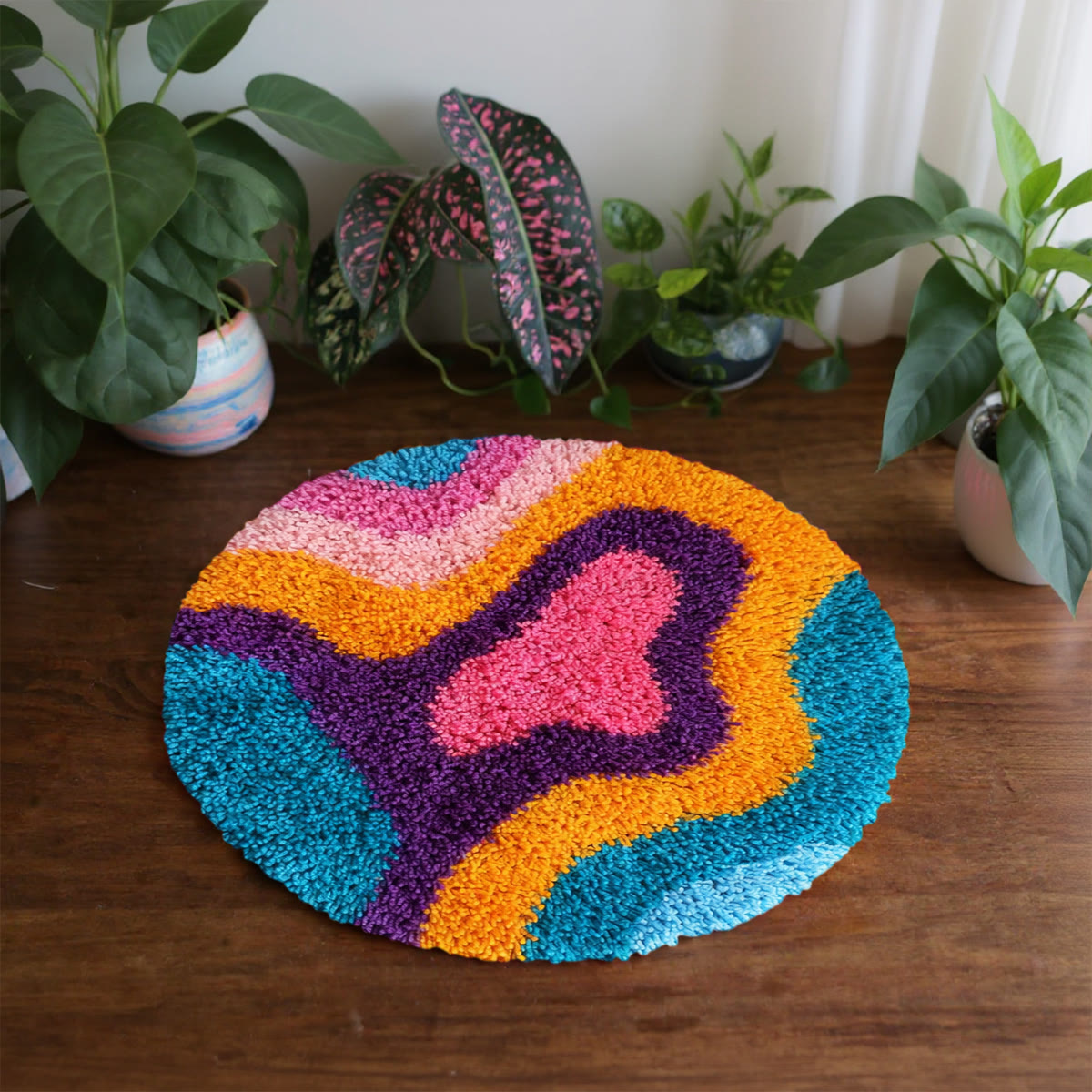 Rubbyoo Knüpfteppich-Set – Psychedelisches Design | Farbenfrohe Handarbeit | Dekorative Fußmatte - image 9