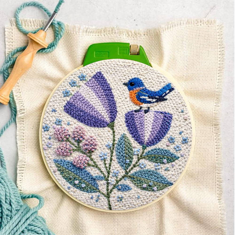 Lila Blume mit kleinem Vogel – Punch-Needle-Set – Gemütliche Wohndekoration | Einfach selbstgemachte Kunst - image 7