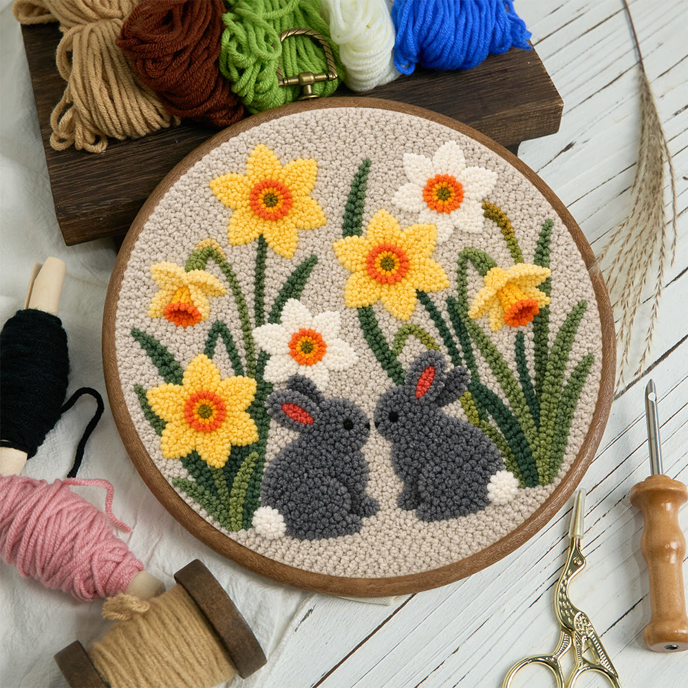 Narzisse und Hase Punch Needle Set – Florale Handstickerei im Stickrahmen | DIY-Kinderzimmerdeko - image 4