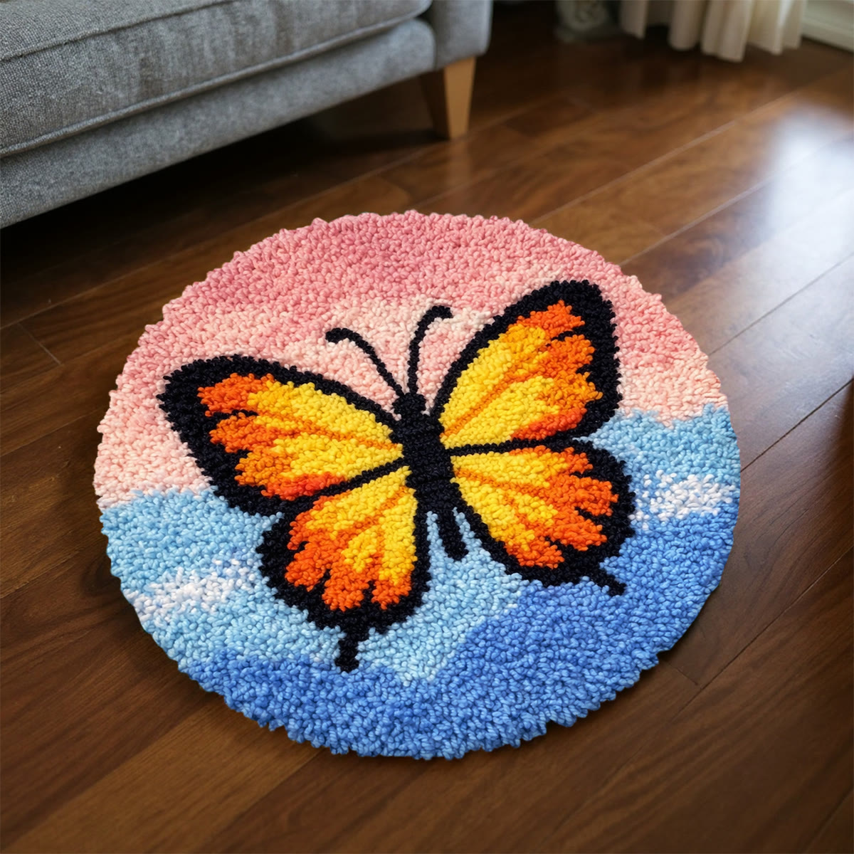 Rubbyoo Knüpfteppich-Set – Bezaubernder Schmetterling | Geschenk zum Einzug | Vielseitige Raumdekoration - image 4