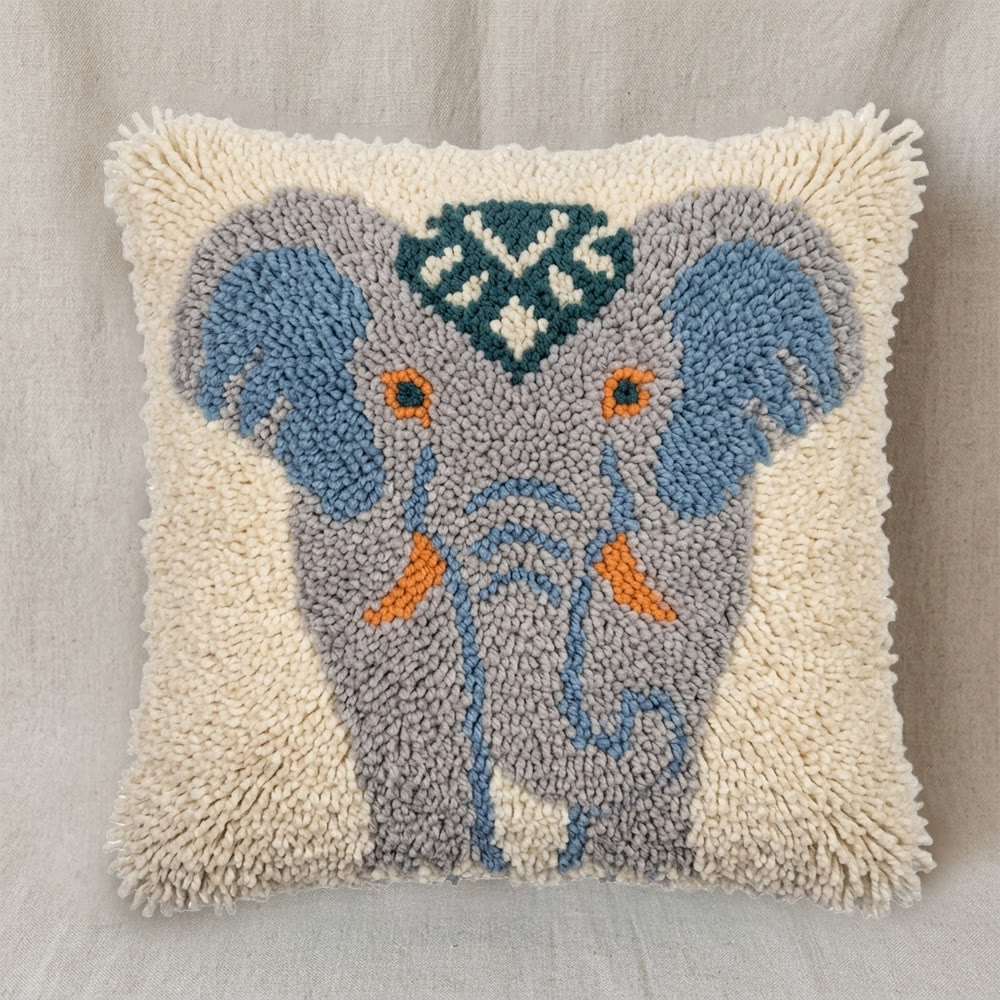 Rubbyoo Knüpfkissen-Set – Blauer Elefant | Tierkissenbezug | Schöne Zimmerdekoration - image 7