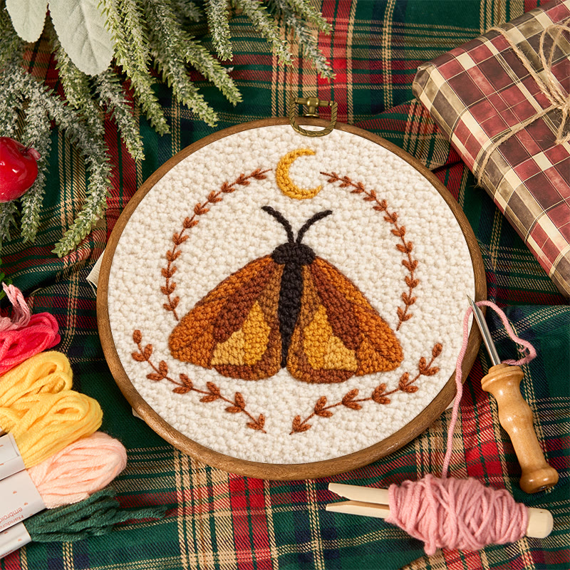 Mondfalter-Kranz-Bastelset mit Punch Needle – Anfängerfreundliches DIY-Projekt | Atmosphärische Wohndekoration - image 12