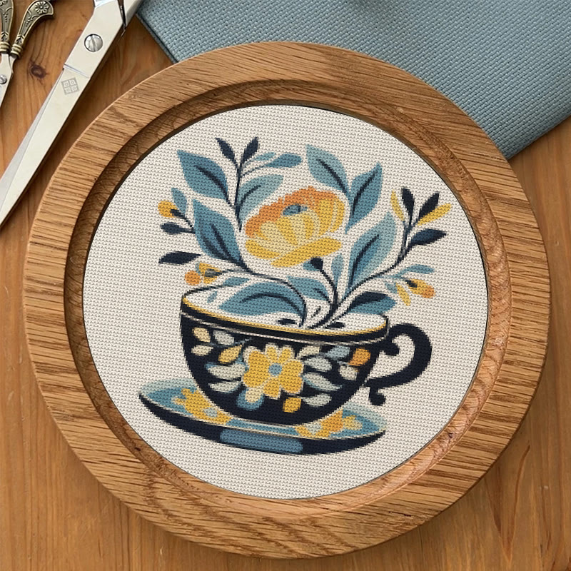 Kreuzstich-Set – Blumen-Teetasse | Elegante Handarbeit | Stickrahmen-Dekoration zum Aufhängen - image 7