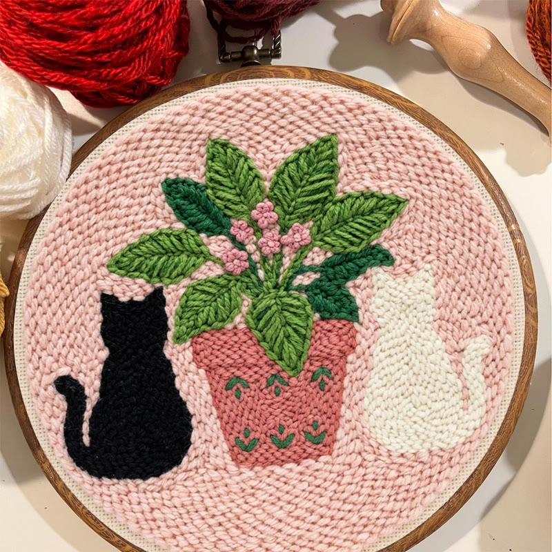 Punch-Needle-Set mit schwarz-weißer Katze – Einzigartige rosa Wohndekoration | Kreatives Einzugsgeschenk - image 3