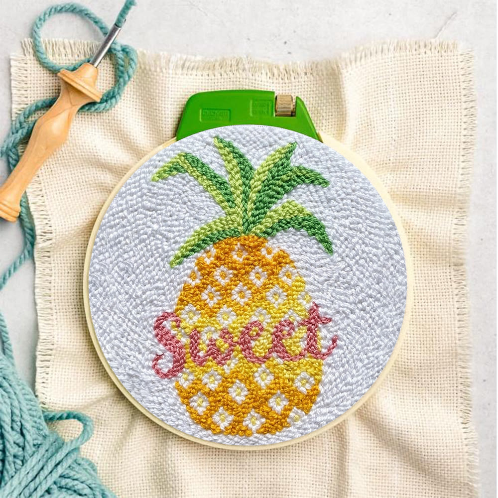 Ananas-Punch-Needle-Set – Kreative Fruchtkunst | Handgefertigter Wohnschmuck - image 6