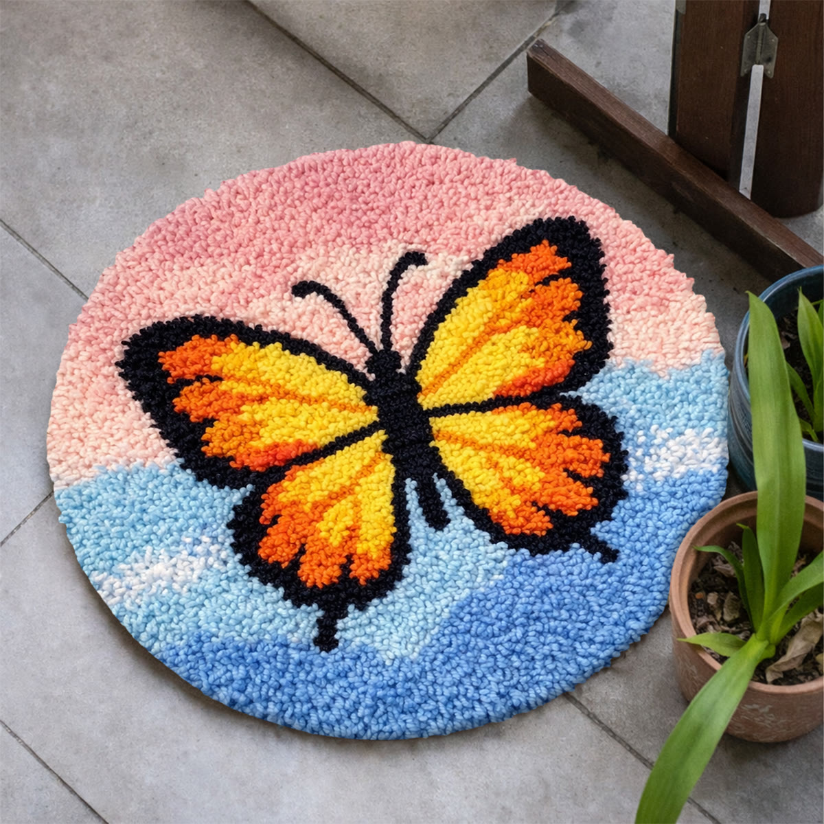 Rubbyoo Knüpfteppich-Set – Bezaubernder Schmetterling | Geschenk zum Einzug | Vielseitige Raumdekoration - image 6