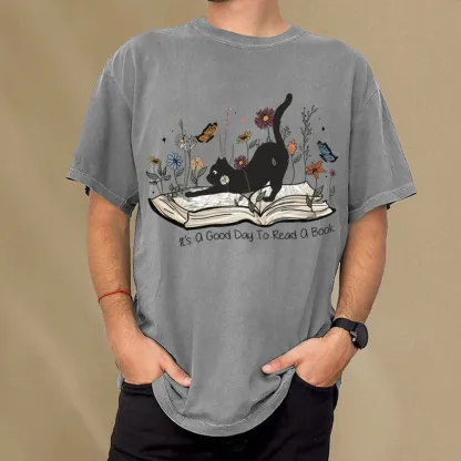 Pagewings It’s A Good Day To Read A Boo Unisex Washed T-shirt