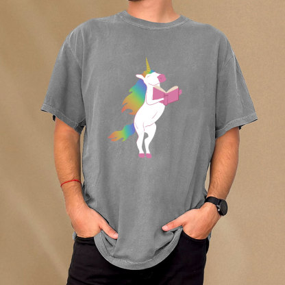 Pagewings Beautiful Unicorn Reading Books on Women's Cropped Unisex Washed T-shirt