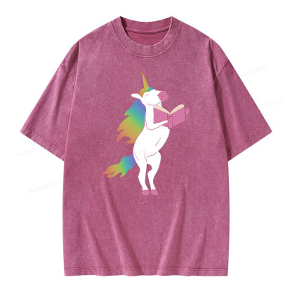 Pagewings Beautiful Unicorn Reading Books on Women's Cropped Unisex Washed T-shirt