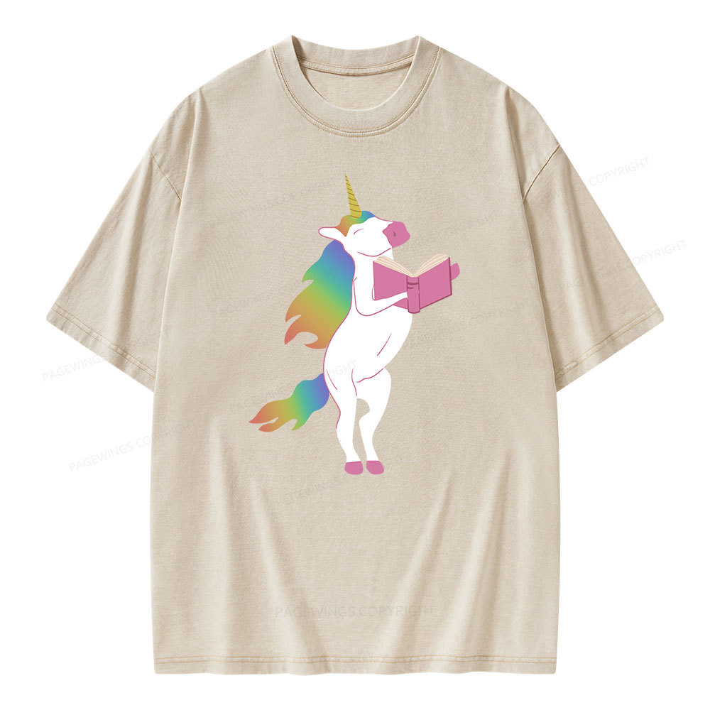 Pagewings Beautiful Unicorn Reading Books on Women's Cropped Unisex Washed T-shirt