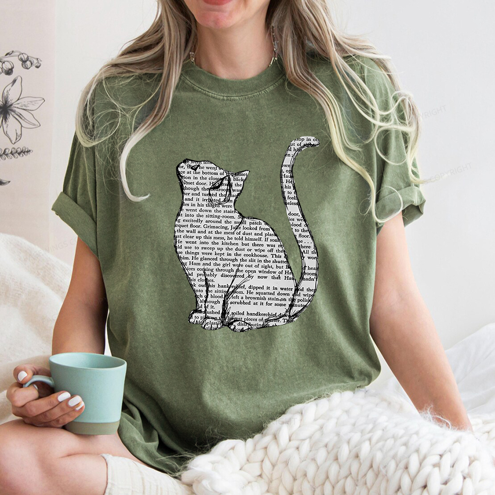 Pagewings Lots Of Books And Cute Cats Unisex Washed T-shirt