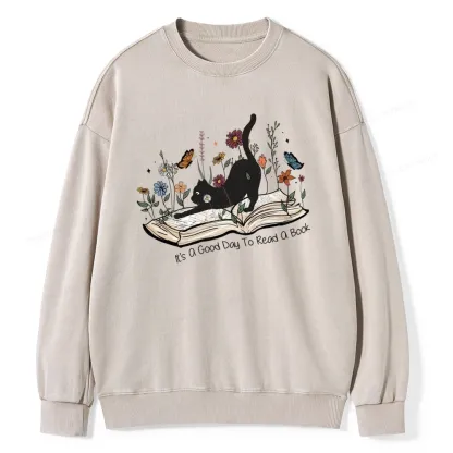 Pagewings It’s A Good Day To Read A Boo Unisex Washed Sweatshirt