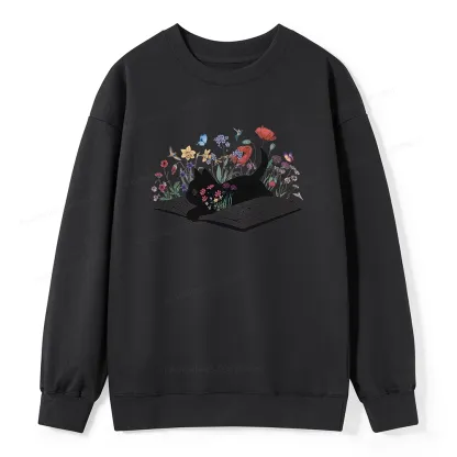 Pagewings Cute Book Cat Unisex Classic Sweatshirt