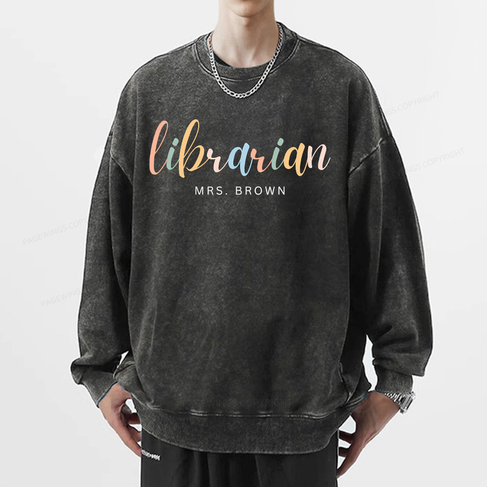 Pagewings Custom Librarian Sweatshirt, Personalized Gift for Librarian Unisex Washed Sweatshirt