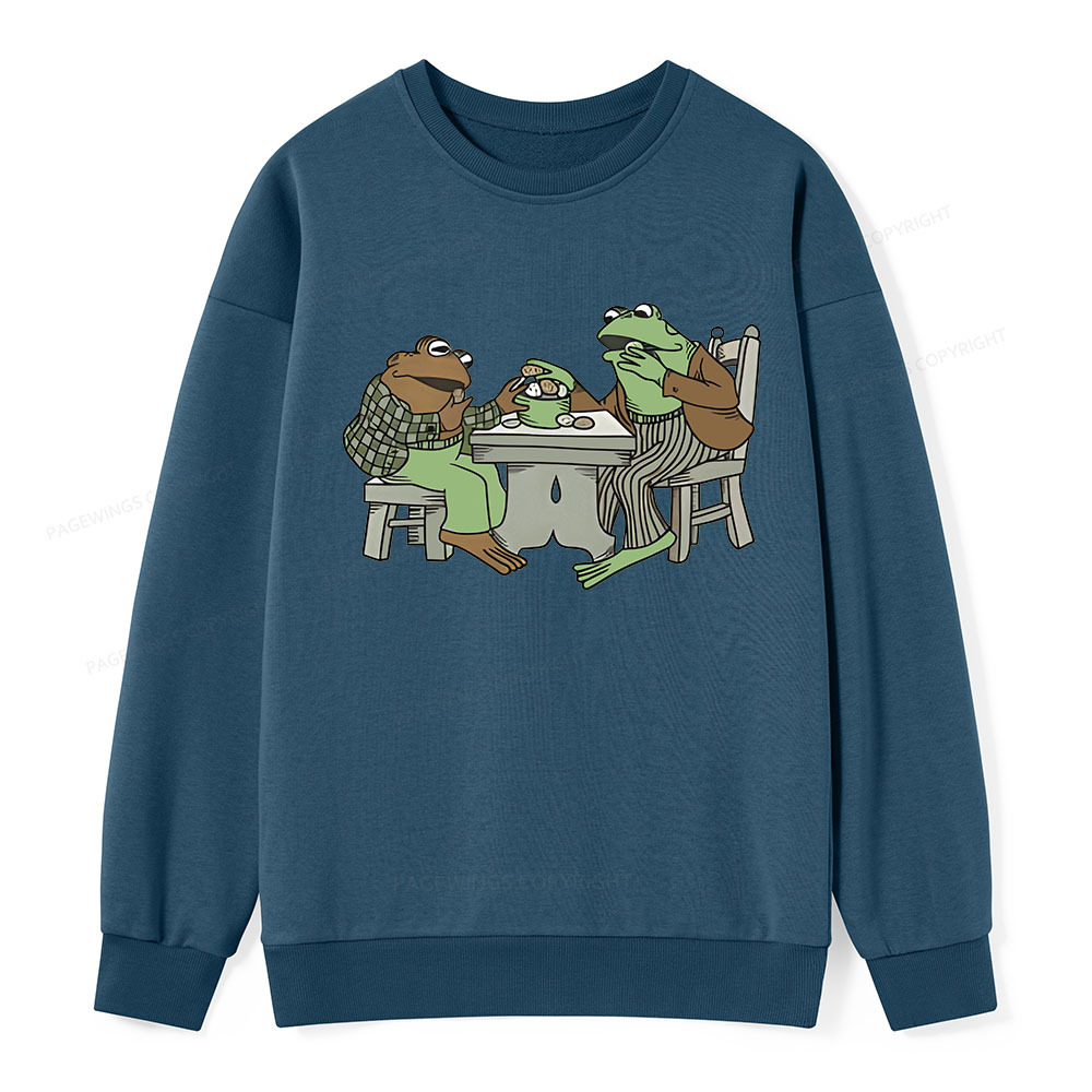 Pagewings frog & toad eat cookies Unisex Classic Sweatshirt