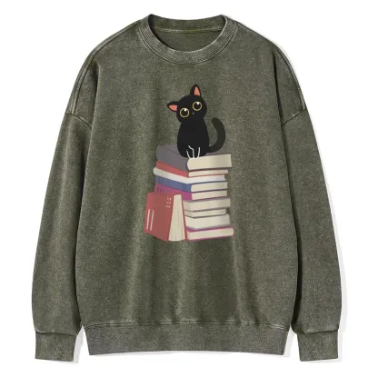 Pagewings  It's A Good Day To Read Books Unisex Washed Sweatshirt