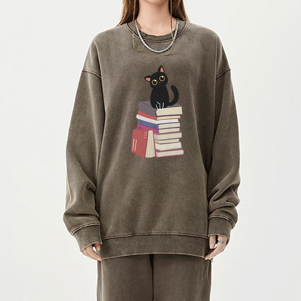 Pagewings  It's A Good Day To Read Books Unisex Washed Sweatshirt