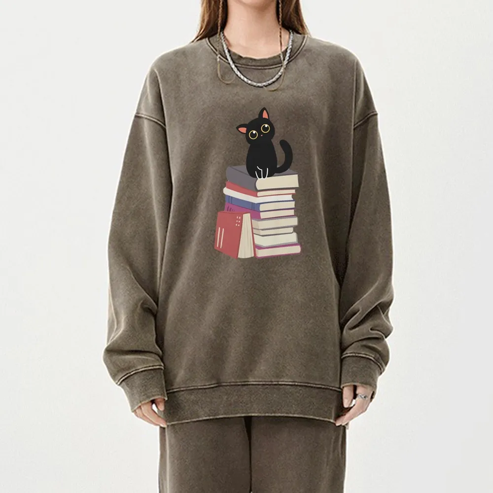 Pagewings  It's A Good Day To Read Books Unisex Washed Sweatshirt