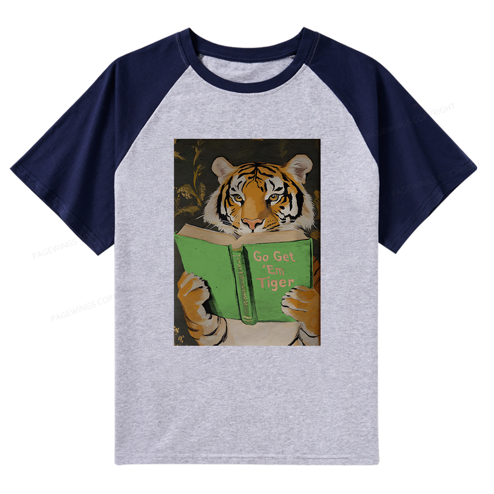 Pagewings Motivational Tiger Reading Raglan T-shirt