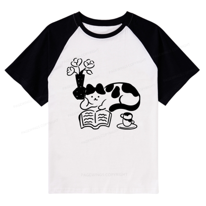 Pagewings The Cat Who Loves Reading Raglan T-shirt