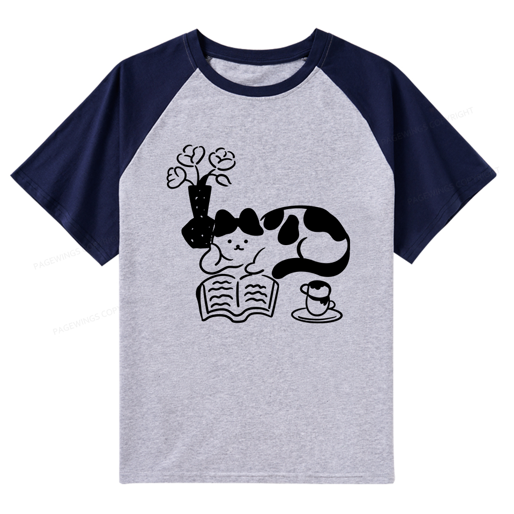 Pagewings The Cat Who Loves Reading Raglan T-shirt