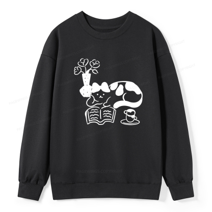 Pagewings The Cat Who Loves Reading Unisex Classic Sweatshirt
