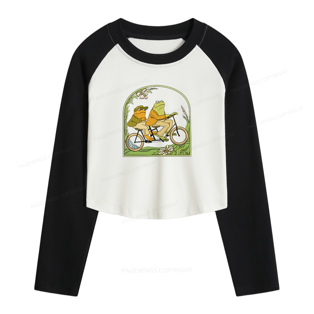 Pagewings Frog And Toad Book Vintage Women Long Sleeve Crop Raglan T-shirt