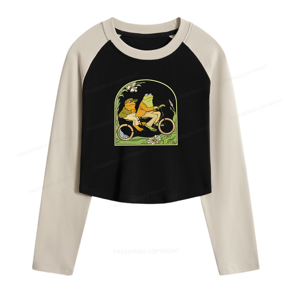 Pagewings Frog And Toad Book Vintage Women Long Sleeve Crop Raglan T-shirt