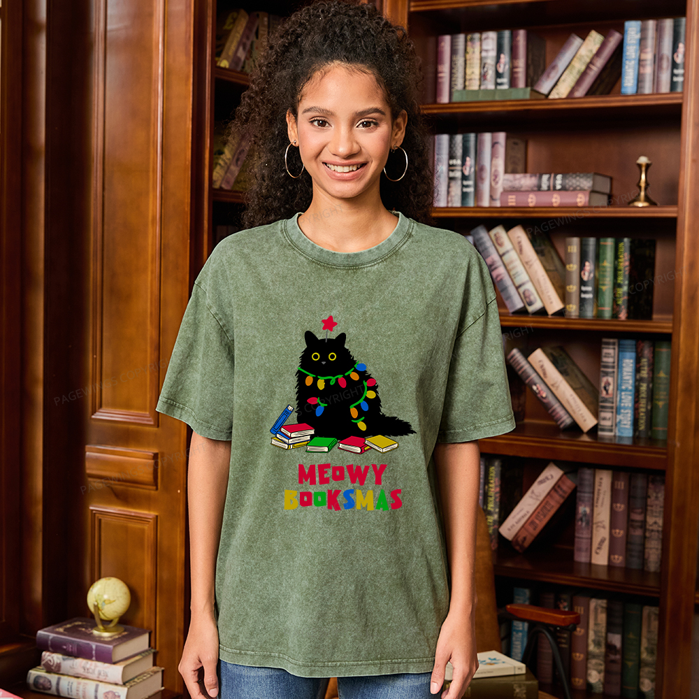 Pagewings Meowy Booksmas Unisex Washed T-shirt