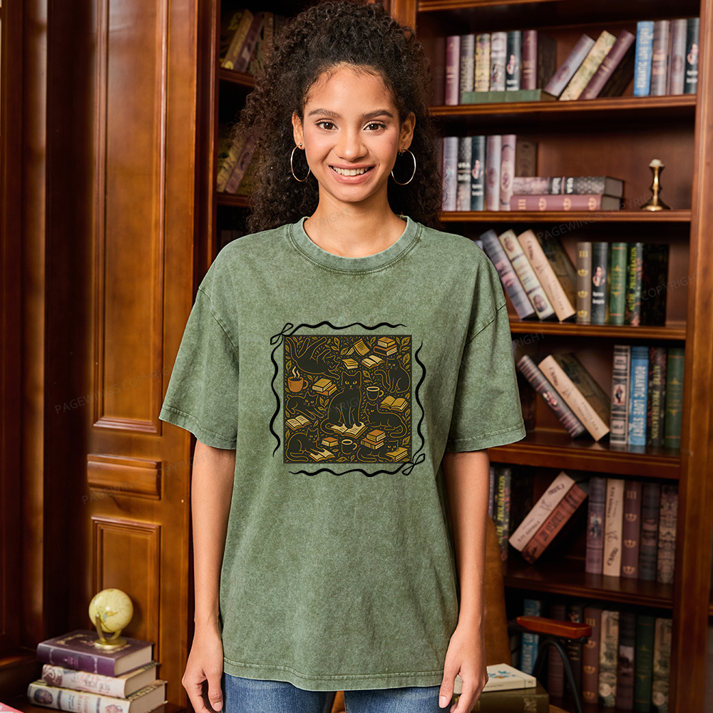 Pagewings Cats And Books Unisex Washed T-shirt