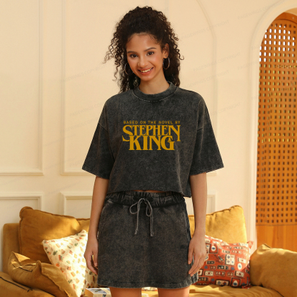Pagewings Based On A Novel By Horror Writer Women's Washed Cropped T-shirt