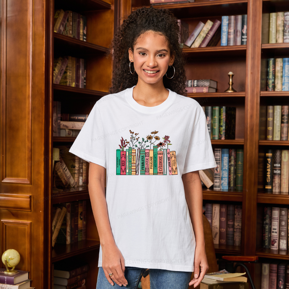 Pagewings Book Lover Unisex Classic T-shirt
