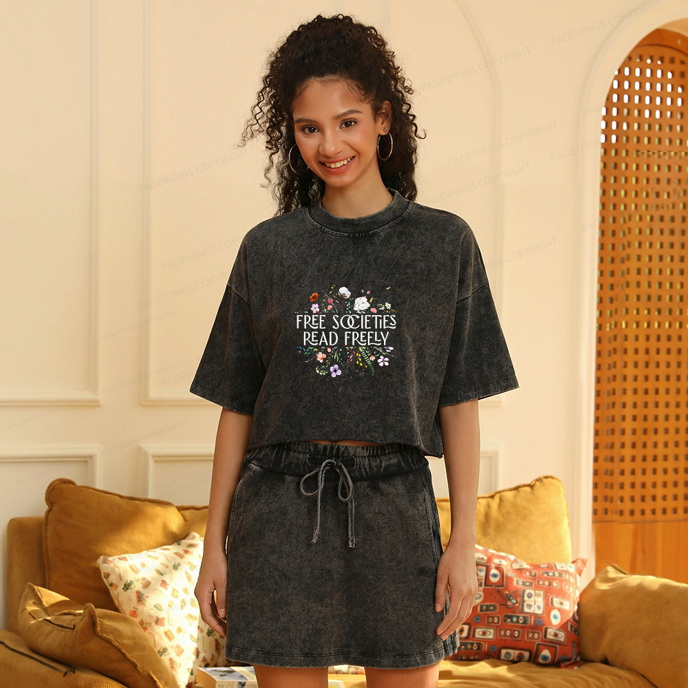Pagewings Free Societies Read Freely Women's Washed Cropped T-shirt