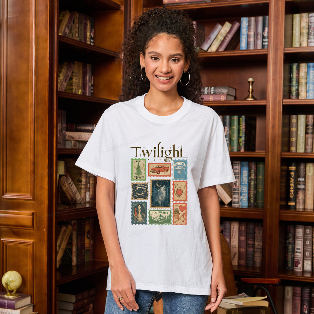 Pagewings Romance Book Lover Unisex Classic T-shirt