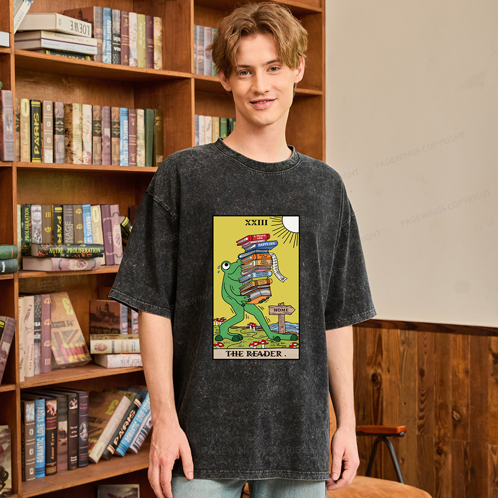Pagewings Tarot Frog The Reader Unisex Washed T-shirt
