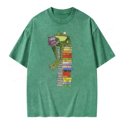 Pagewings A Reading Frog Unisex Washed T-shirt
