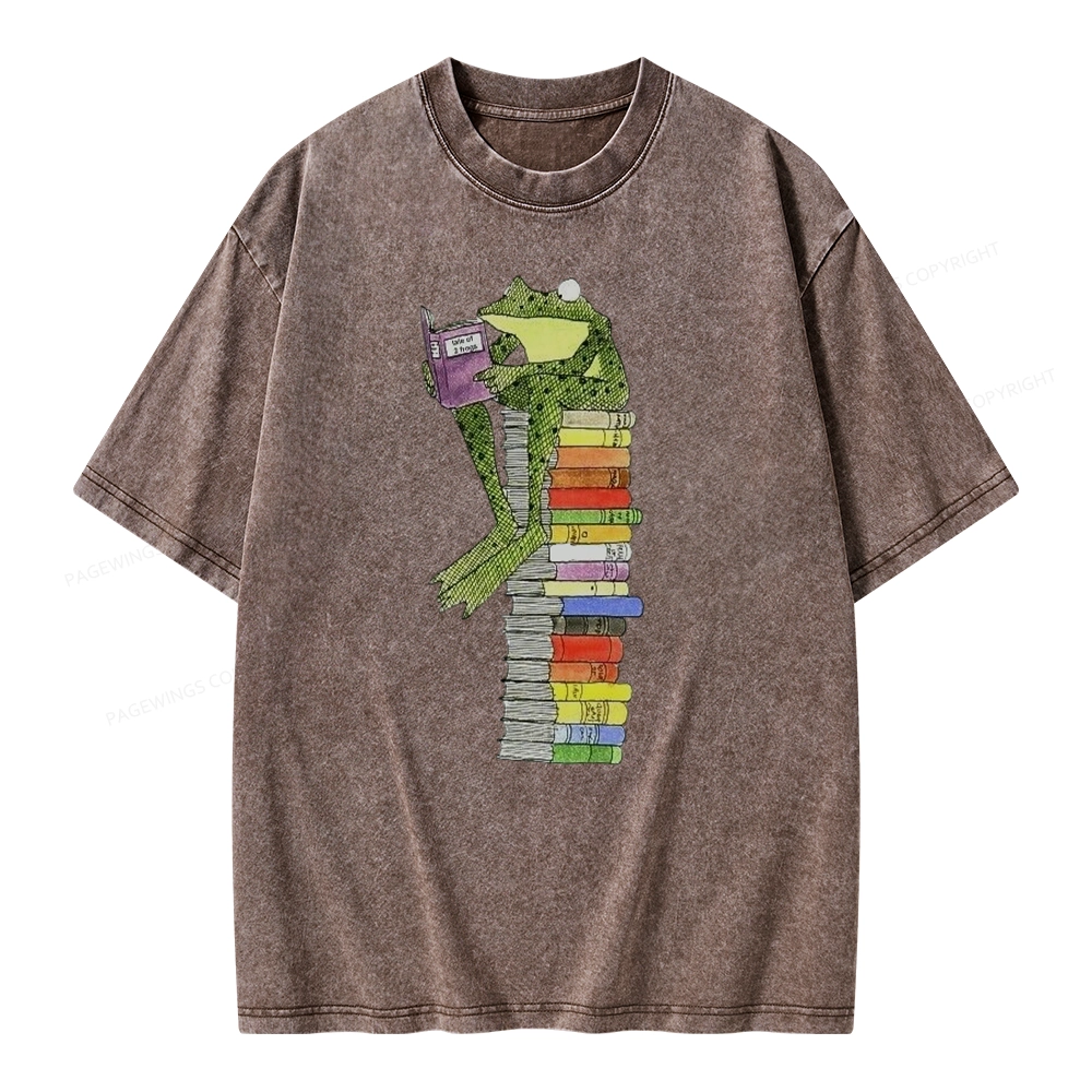 Pagewings A Reading Frog Unisex Washed T-shirt