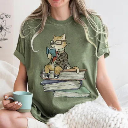 Pagewings Reading Cat Unisex Washed T-shirt