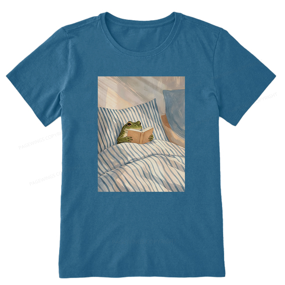 Pagewing Reading Frog16097 Bookish Unisex Classic T-shirt