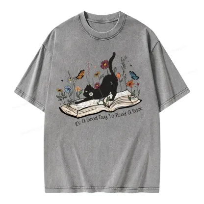 Pagewings It’s A Good Day To Read A Boo Unisex Washed T-shirt
