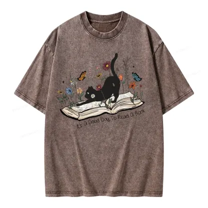 Pagewings It’s A Good Day To Read A Boo Unisex Washed T-shirt