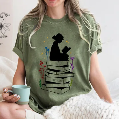 Pagewings Girl Reading Unisex Washed T-shirt