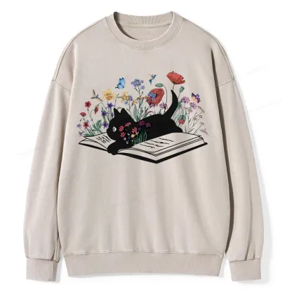 Pagewings Cute Book Cat Unisex Washed Sweatshirt