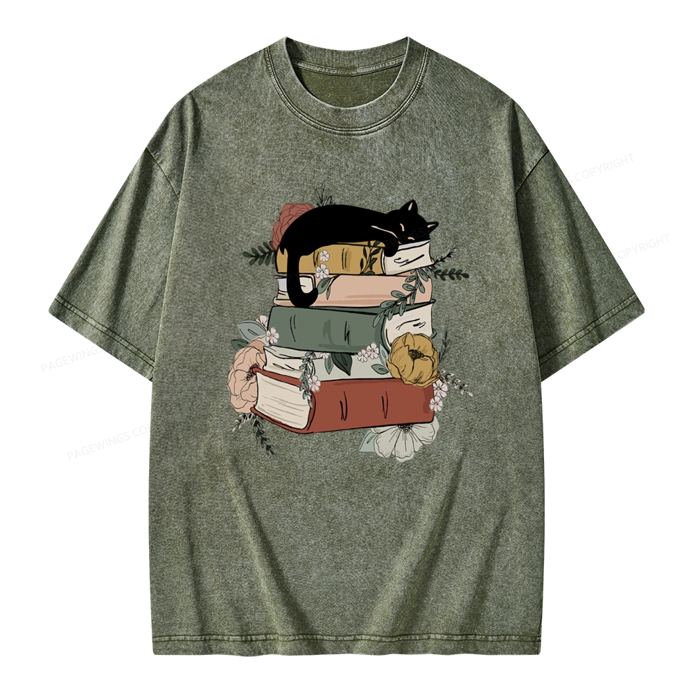 Pagewings Books And Cats Unisex Washed T-shirt