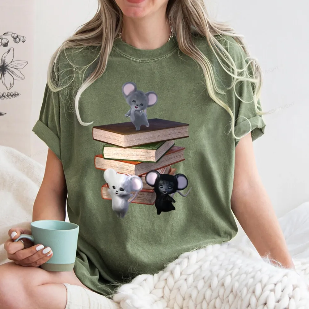 Pagewings Mouse Tail's Book Club Unisex Washed T-shirt