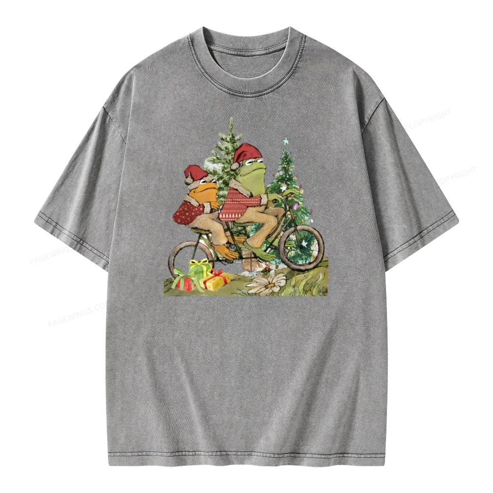 Pagewings Frog and Toad Christmas Unisex Washed T-shirt