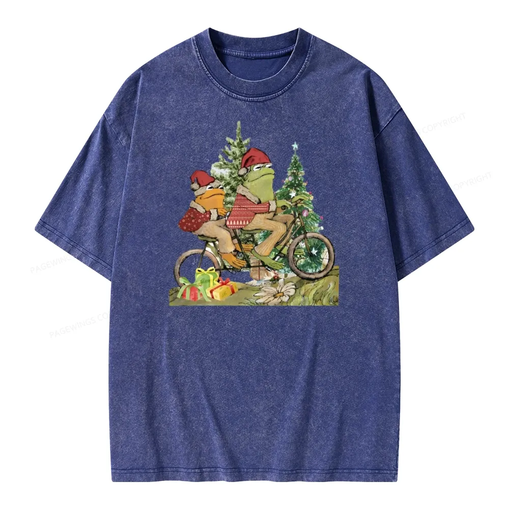 Pagewings Frog and Toad Christmas Unisex Washed T-shirt