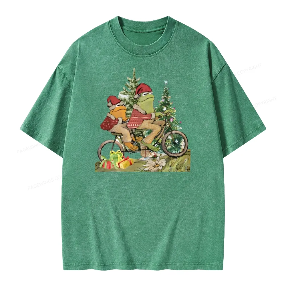 Pagewings Frog and Toad Christmas Unisex Washed T-shirt